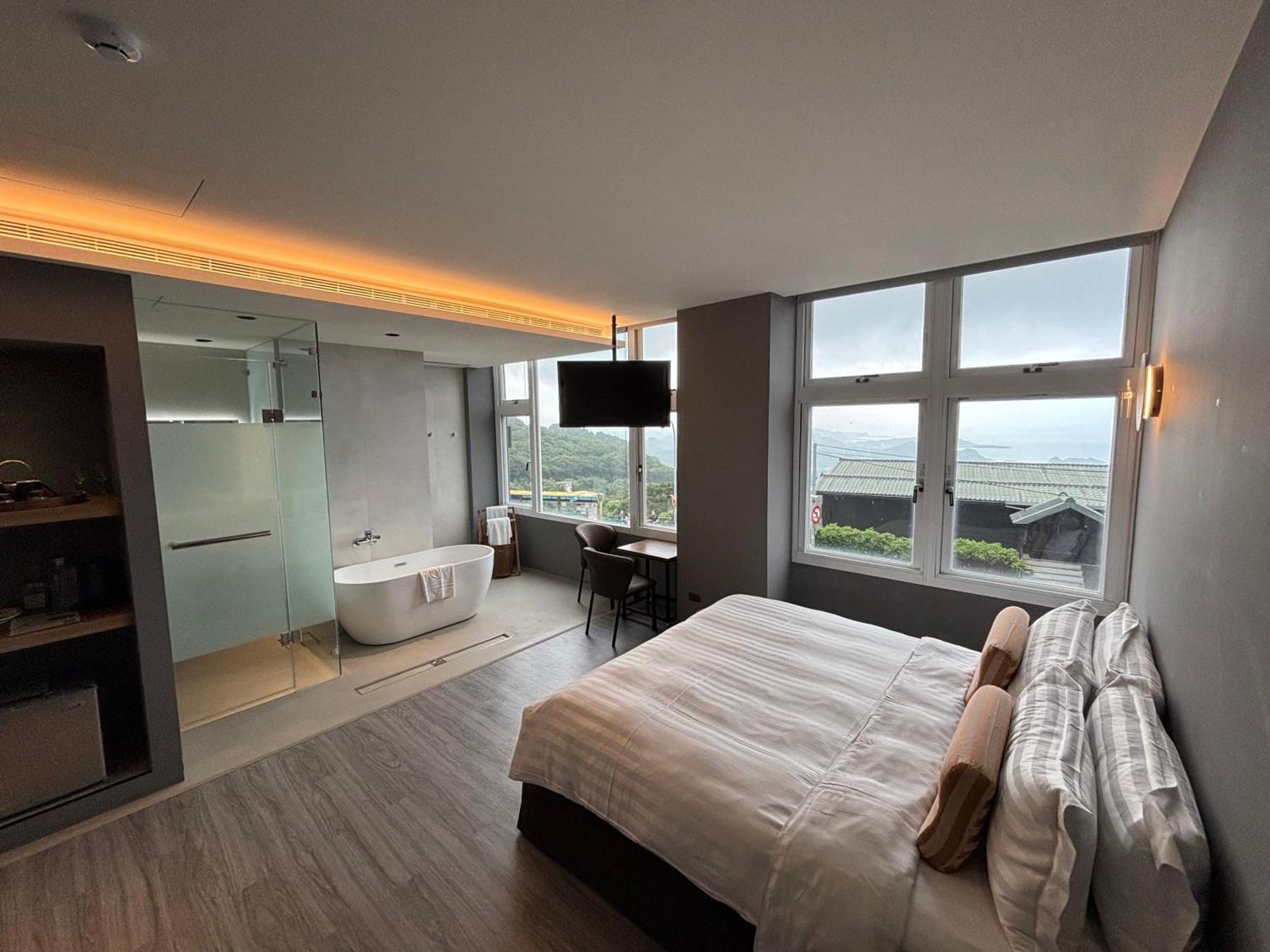 Daybreak Bed & Breakfast Jiufen Bagian luar foto